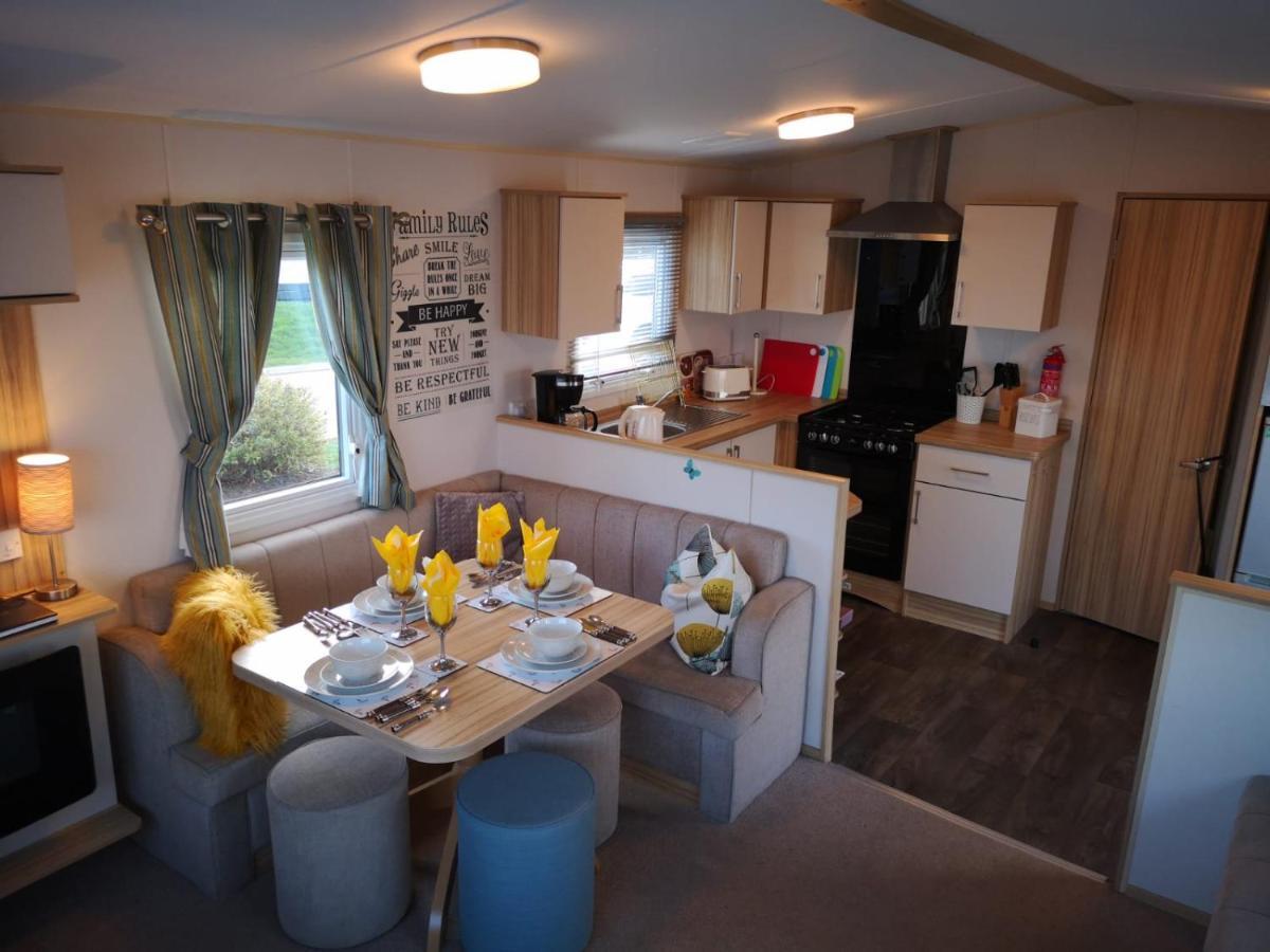 Hot Tub Hols 61 Kingfisher Court Tattershall Exterior foto