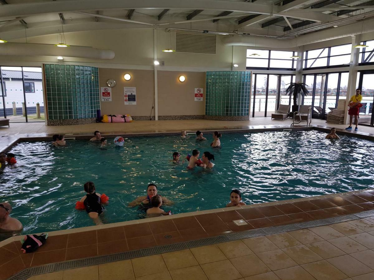 Hot Tub Hols 61 Kingfisher Court Tattershall Exterior foto